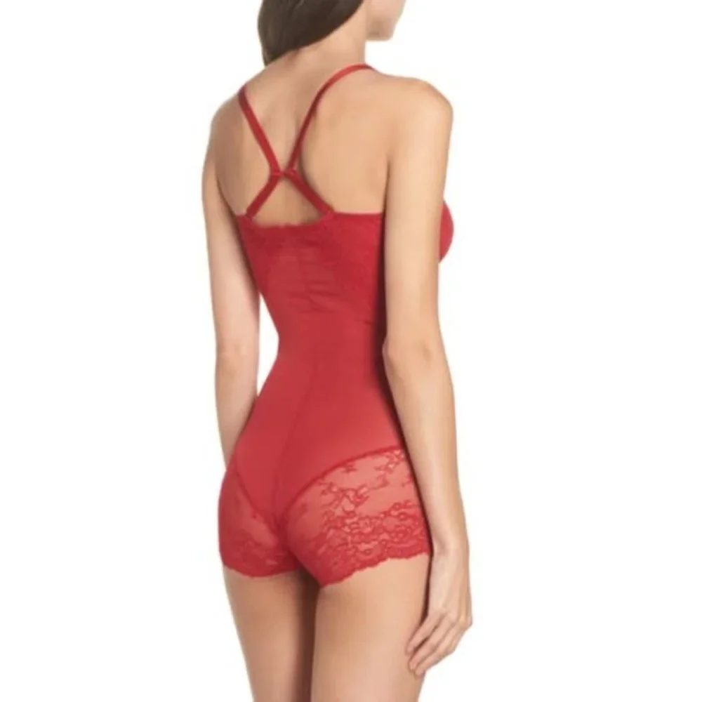 Spanx Spotlight on Lace Bodysuit in Red - Picture 3 of 6